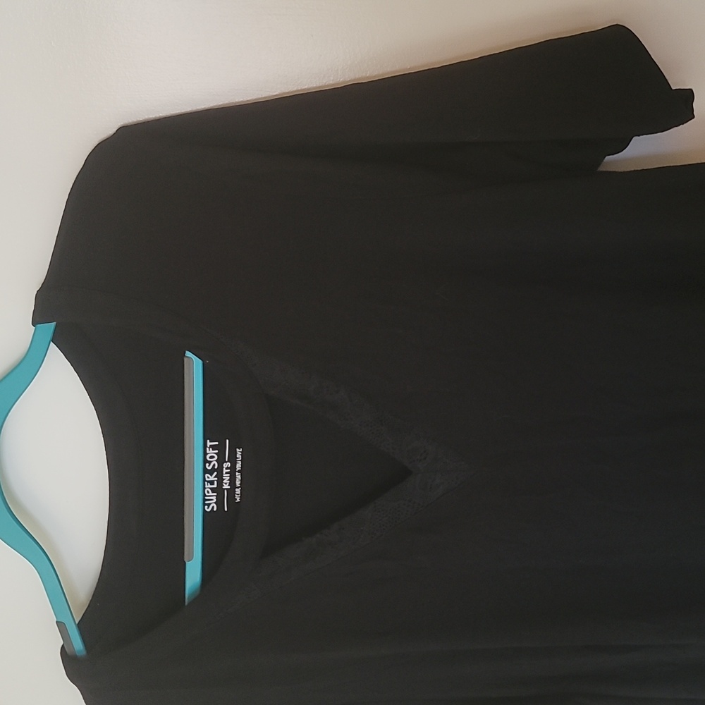 Torrid Size 3 Super Soft Dress Shirt, Keyhole Top With Lace
